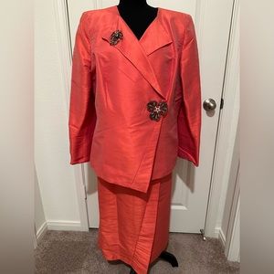 Elizeh New York Paris women’s coral colored 2pc fully lined skirt & jacket